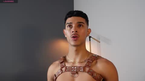 Snapshot of busterspinter chatting on 10/16/25, 04:30 Buster independent model online show from 10/16/25, 04:30