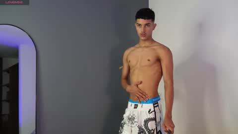 Snapshot of busterspinter chatting on 10/23/25, 06:06 Buster independent model online show from 10/23/25, 06:06