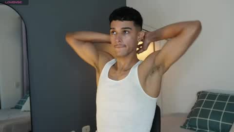 Snapshot of busterspinter chatting on 11/01/25, 05:59 Buster independent model online show from 11/01/25, 05:59