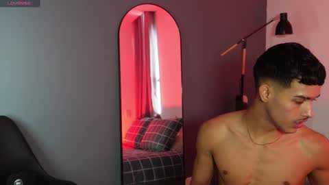 Snapshot of busterspinter chatting on 11/03/25, 07:04 Buster independent model online show from 11/03/25, 07:04