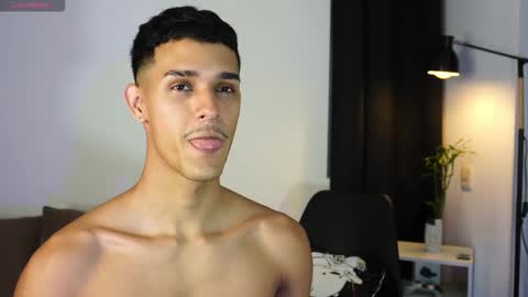 Buster independent model online show from 03/25/26, 12:38