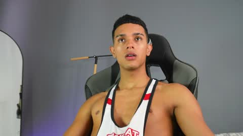 Buster independent model online show from 05/24/26, 02:33
