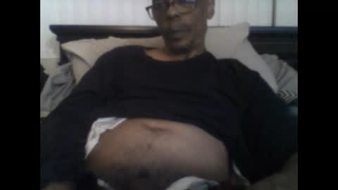 Busturgutzgd1 online show from 12/27/24, 02:36