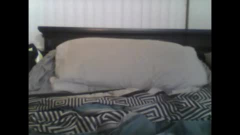 Busturgutzgd1 online show from 12/28/24, 04:30