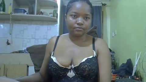 busty kenzi online show from 12/08/24, 04:07