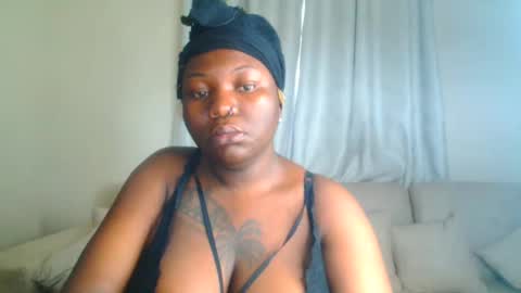 busty_mellons69 online show from 02/18/26, 08:32