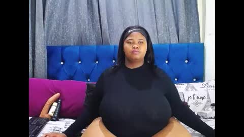 bustybmwx online show from 11/11/25, 12:10