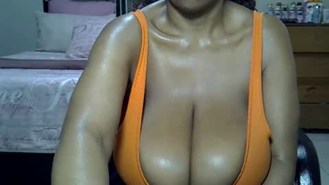 Snapshot of bustytessa37 chatting on 04/02/26, 05:16 bustytessa37 online show from 04/02/26, 05:16