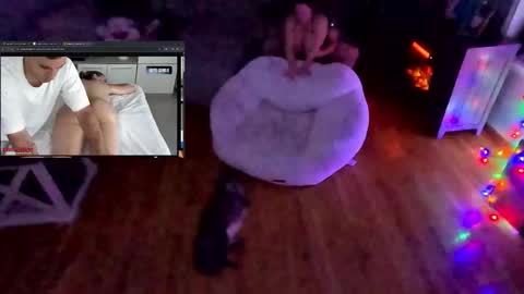 busy40somethingcpl online show from 11/26/25, 04:46