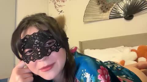 busy_bee69 online show from 03/12/26, 02:07