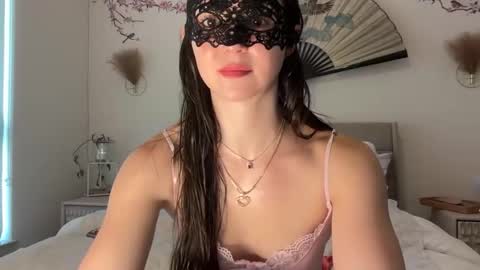 busy_bee69 online show from 05/16/26, 09:35