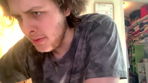 Snapshot of buttcheek18 chatting on 03/01/25, 05:05 John online show from 03/01/25, 05:05