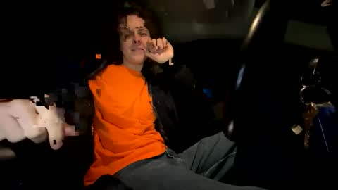 John online show from 12/05/25, 10:13