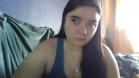 butterfly18988 online show from 11/21/25, 07:40