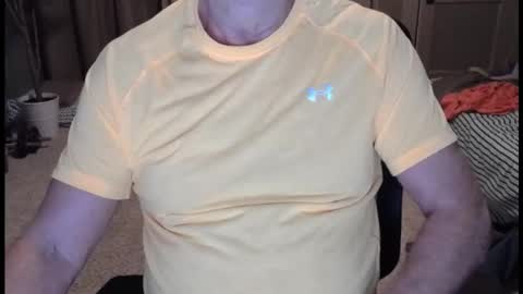 Snapshot of buttnakedfun954737 chatting on 12/19/25, 11:50 Miles online show from 12/19/25, 11:50