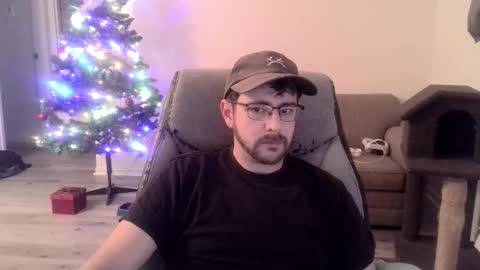 Snapshot of buttsmasher666 chatting on 11/25/25, 12:43 Astaroth Angel online show from 11/25/25, 12:43