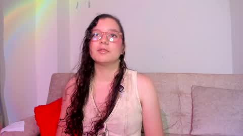 BUNNY BELLA online show from 04/22/26, 07:37