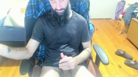 Snapshot of buzzcrash1 chatting on 06/13/26, 03:10 Buzz online show from 06/13/26, 03:10