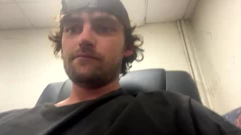 dustin online show from 06/06/26, 07:57