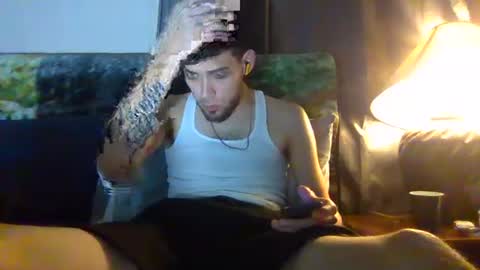 Snapshot of bwcthrillz chatting on 12/04/24, 09:40 bwcthrillz online show from 12/04/24, 09:40