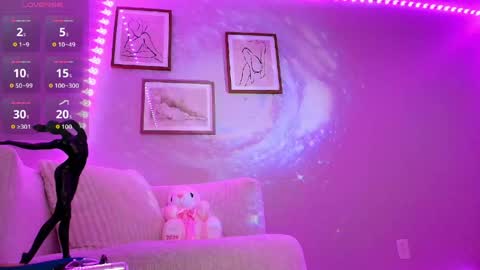 Paris online show from 03/22/26, 08:56