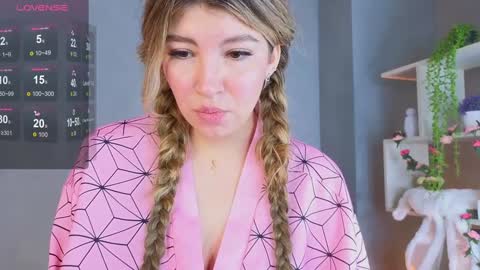 Snapshot of byteblush chatting on 01/10/25, 08:18 Kira online show from 01/10/25, 08:18