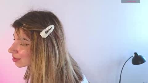 Snapshot of byteblush chatting on 10/29/25, 09:22 Kira online show from 10/29/25, 09:22