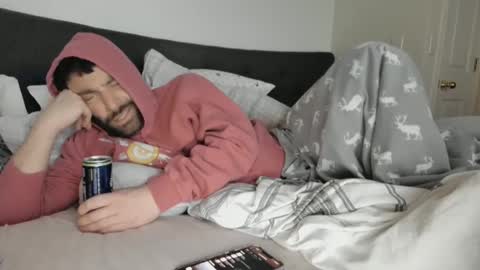 c2cmee online show from 02/06/25, 06:18