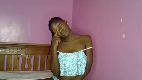 C--trish online show from 10/16/25, 10:22