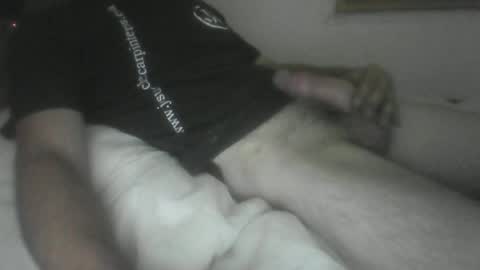 Snapshot of caballeroandante1 chatting on 06/17/26, 05:43 caballero32 online show from 06/17/26, 05:43