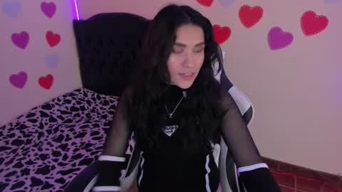 Snapshot of caelisse_cb chatting on 02/18/26, 04:58 caelisse_cb online show from 02/18/26, 04:58