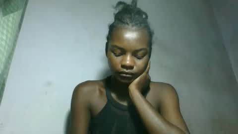 caella98 online show from 04/12/26, 06:07