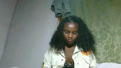 caella98 online show from 05/22/26, 04:01