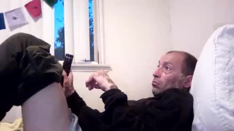 Snapshot of caga_palos chatting on 01/18/26, 02:43 caga_palos online show from 01/18/26, 02:43