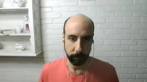 Snapshot of caibra87 chatting on 06/04/26, 02:39 Will caibra find a sugar daddy or sugar mommy online show from 06/04/26, 02:39