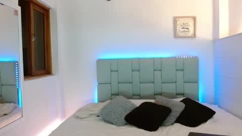 Cailyn Independent model online show from 11/27/25, 11:29