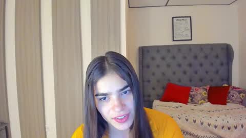 caitlingomez0 online show from 02/10/26, 11:58