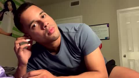 Snapshot of cakedupmothman chatting on 01/27/25, 05:14 cakedupmothman online show from 01/27/25, 05:14