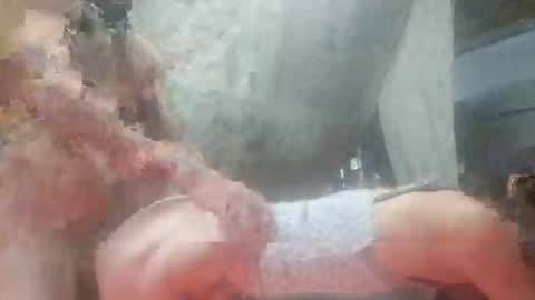 Snapshot of cal420insideu chatting on 12/19/25, 01:23 Cali online show from 12/19/25, 01:23