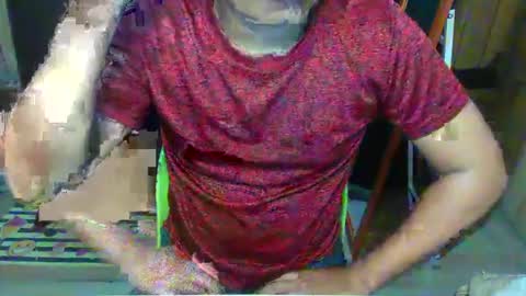 Snapshot of calborte1996 chatting on 12/08/24, 12:52 Cal online show from 12/08/24, 12:52