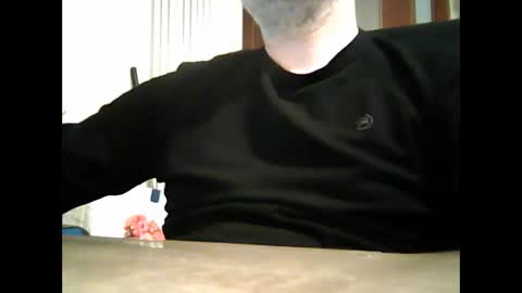 Snapshot of caldoski chatting on 11/11/25, 06:30 caldoski online show from 11/11/25, 06:30