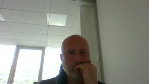 Snapshot of caldoski chatting on 05/07/26, 11:26 caldoski online show from 05/07/26, 11:26