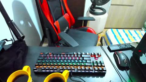 calihotcaliente27 online show from 01/14/25, 11:42