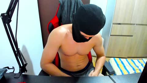 calihotcaliente27 online show from 01/17/25, 10:00