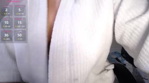 Snapshot of caliope_goddess1 chatting on 09/17/25, 10:06 caliope_goddess1 online show from 09/17/25, 10:06