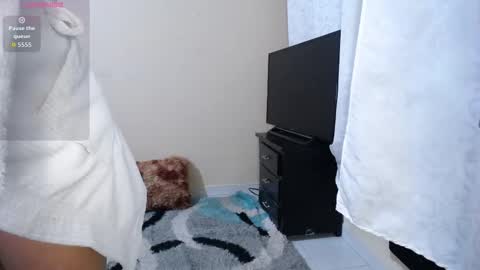 Snapshot of caliope_goddess1 chatting on 10/17/25, 10:29 caliope_goddess1 online show from 10/17/25, 10:29