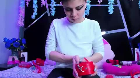 Snapshot of calipso_swet chatting on 09/19/25, 08:42 Calipso Swet online show from 09/19/25, 08:42