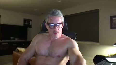 calirsedmo online show from 02/11/26, 02:49