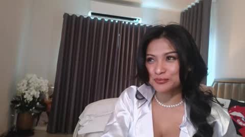 Call Me Linda online show from 11/02/25, 03:09