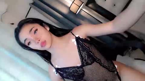 call_me_nina online show from 06/03/26, 01:30